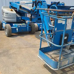 2015 Genie Z-45/25J DC Articulating Boom Lift
