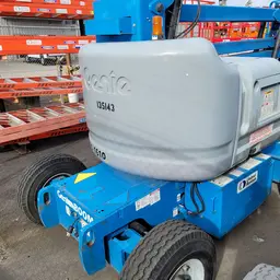 2014 Genie Z-45/25 DC Articulating Boom Lift