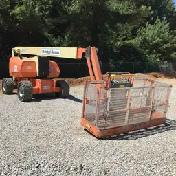 2012 JLG 800AJ Articulating Boom Lift