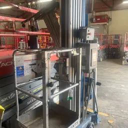 2018 Genie AWP-40SDC Pusharound Lift