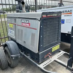2019 Lincoln Electric VANTAGE 549 Welder