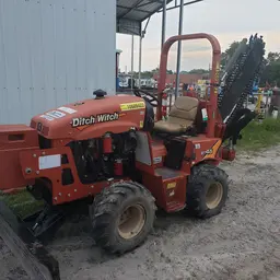 2017 Ditch Witch RT45 Ride-On Trencher