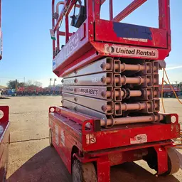 2018 MEC MICRO 19 Scissor Lift