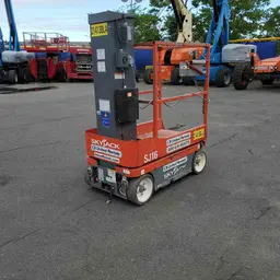 2015 Skyjack SJ16 Self-Propelled One-Person Lift