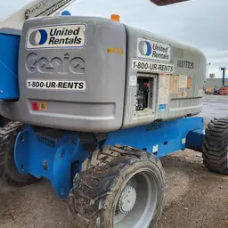 2015 Genie Z-80/60J Articulating Boom Lift