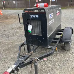 2019 Lincoln Electric VANTAGE 322 Welder
