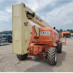 2015 JLG 800AJ Articulating Boom Lift