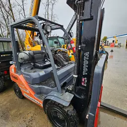 2017 Toyota 8FGU25 Warehouse Forklift