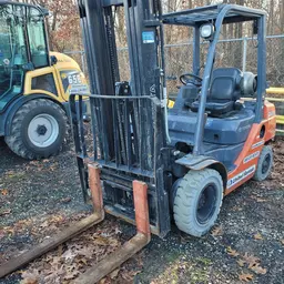 2018 Toyota 8FGU25 Warehouse Forklift