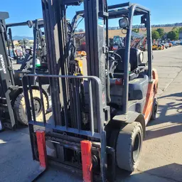 2017 Toyota 8FGU25 Warehouse Forklift