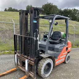 2018 Toyota 8FGU25 Warehouse Forklift
