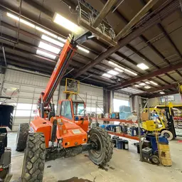 2016 SKYTRAK 8042 Forklift
