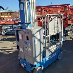 2016 Genie GR-20 Self-Propelled One-Person Lift