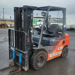 2018 Toyota 8FGU25 Warehouse Forklift