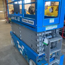 2016 Genie GS-3232 Scissor Lift