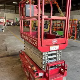 2018 MEC MICRO 19 Scissor Lift