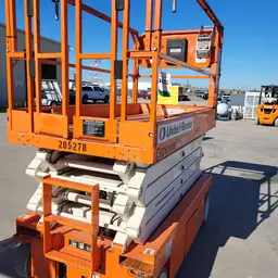 2018 Snorkel S4732E Scissor Lift