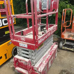 2018 MEC MICRO 19 Scissor Lift