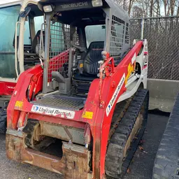2017 Takeuchi TL8W Track Loader
