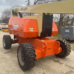 2014 JLG 800AJ Articulating Boom Lift