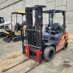 2018 Toyota 8FGU25 Warehouse Forklift