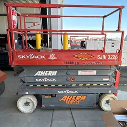 2015 Skyjack SJIII3226 Scissor Lift