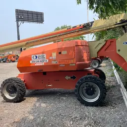 2015 JLG 800AJ Articulating Boom Lift