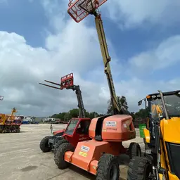 2015 JLG 400S Boom Lift