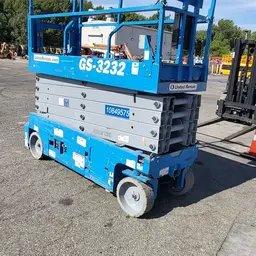 2018 Genie GS-3232 Scissor Lift