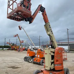 2013 JLG E300AJP Articulating Boom Lift