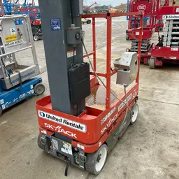 2016 Skyjack SJ12 Self-Propelled One-Person Lift