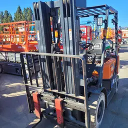 2017 Doosan G25G-3 Warehouse Forklift