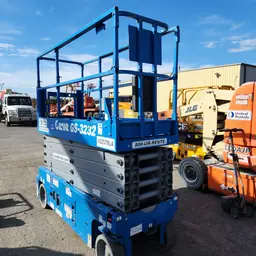 2017 Genie GS-3232 Scissor Lift