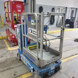 2017 Genie GR-20 Self-Propelled One-Person Lift
