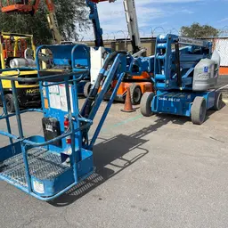 2015 Genie Z-40/23N RJ Articulating Boom Lift