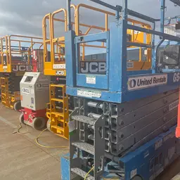 2017 Genie GS-3232 Scissor Lift