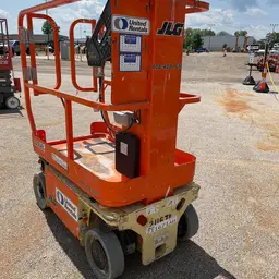 2018 JLG 1230ES Self-Propelled One-Person Lift