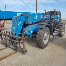 2015 Genie GTH-844 Forklift