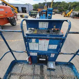 2014 Genie Z-45/25J DC Articulating Boom Lift