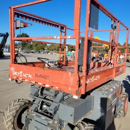 2016 Skyjack SJ6826RT Rough Terrain Scissor Lift