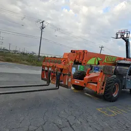 2017 XTREME XR1270 Forklift