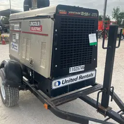 2019 Lincoln Electric VANTAGE 549 Welder