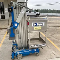 2018 Genie AWP-30SDC Pusharound Lift