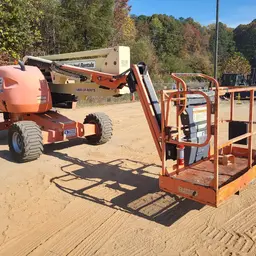 2013 JLG 450AJ Articulating Boom Lift