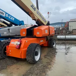 2012 JLG 1350SJP Boom Lift