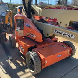 2014 JLG E450AJ Articulating Boom Lift