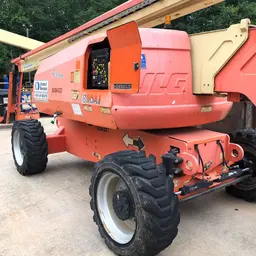2014 JLG 800AJ Articulating Boom Lift