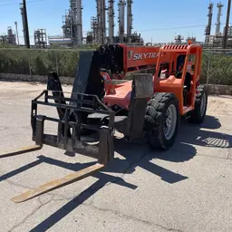 2016 SKYTRAK 10054 Forklift