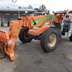 2015 XTREME XR1045 Forklift