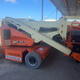 2014 JLG E400AN Articulating Boom Lift